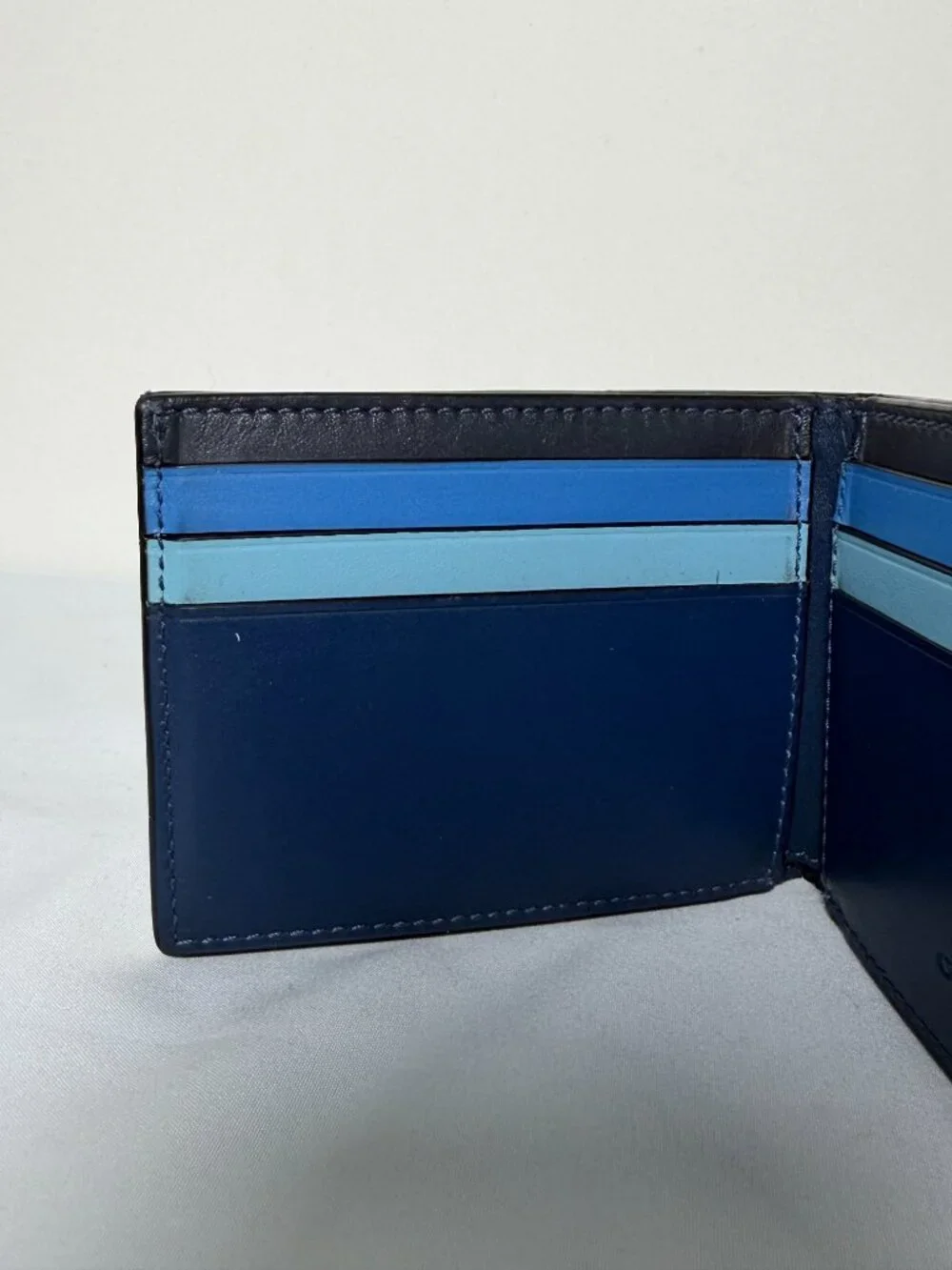 COACH Leather Colorblock Slim Billfold Wallet Navy Blue